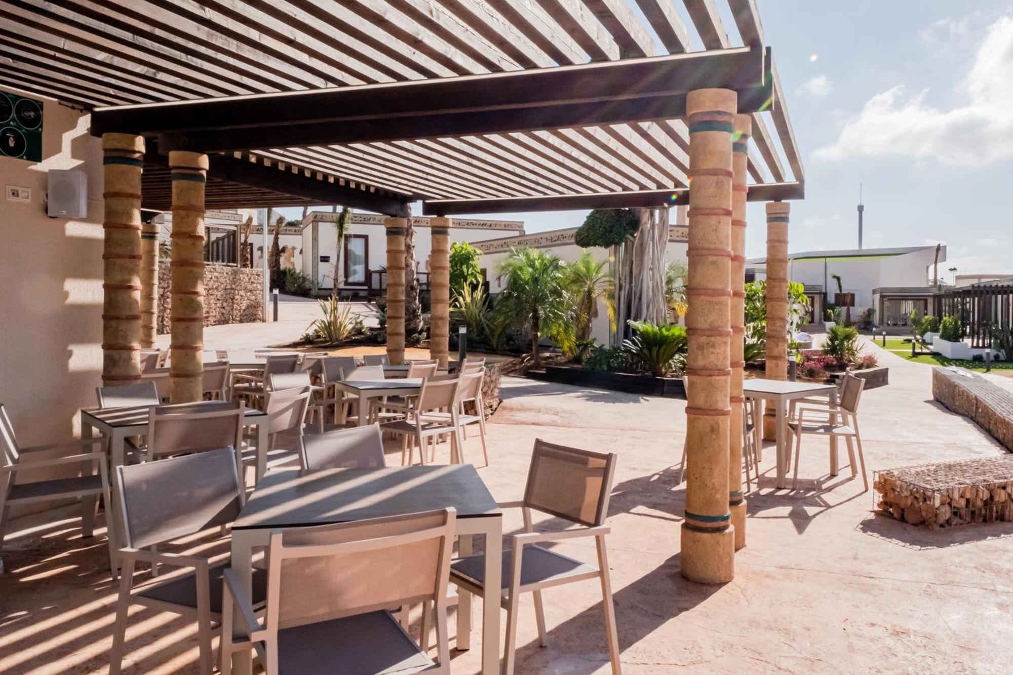 Four Points By Sheraton Costa Blanca Villas بينايدورم المظهر الخارجي الصورة